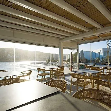 Hotel Mykonos Pantheon 4*